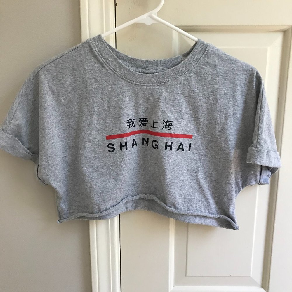 🔻 FOREVER 21 Shanghai Chinese Heather Grey Cuffed CROP TOP 🔻